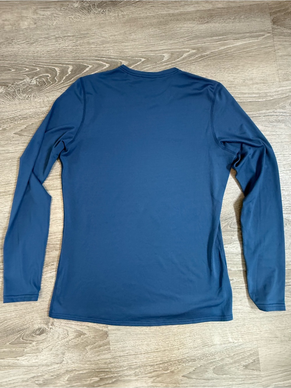 Patagonia Long-Sleeve Base Layer or Performance Top - Skiing Hiking Running - Picture 2 of 5
